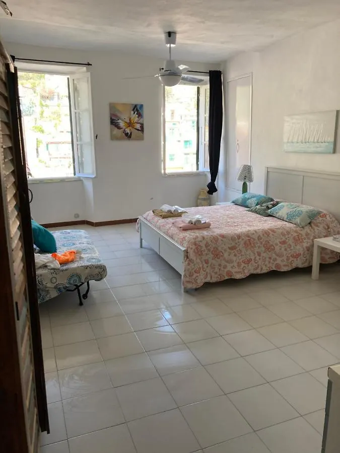 Apartment Kate Vernazza Italy